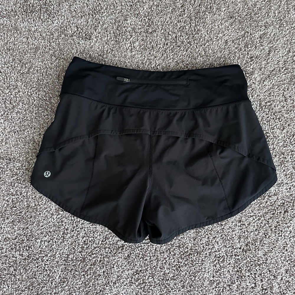 Lululemon Speed Up Shorts 4 inch Size 6